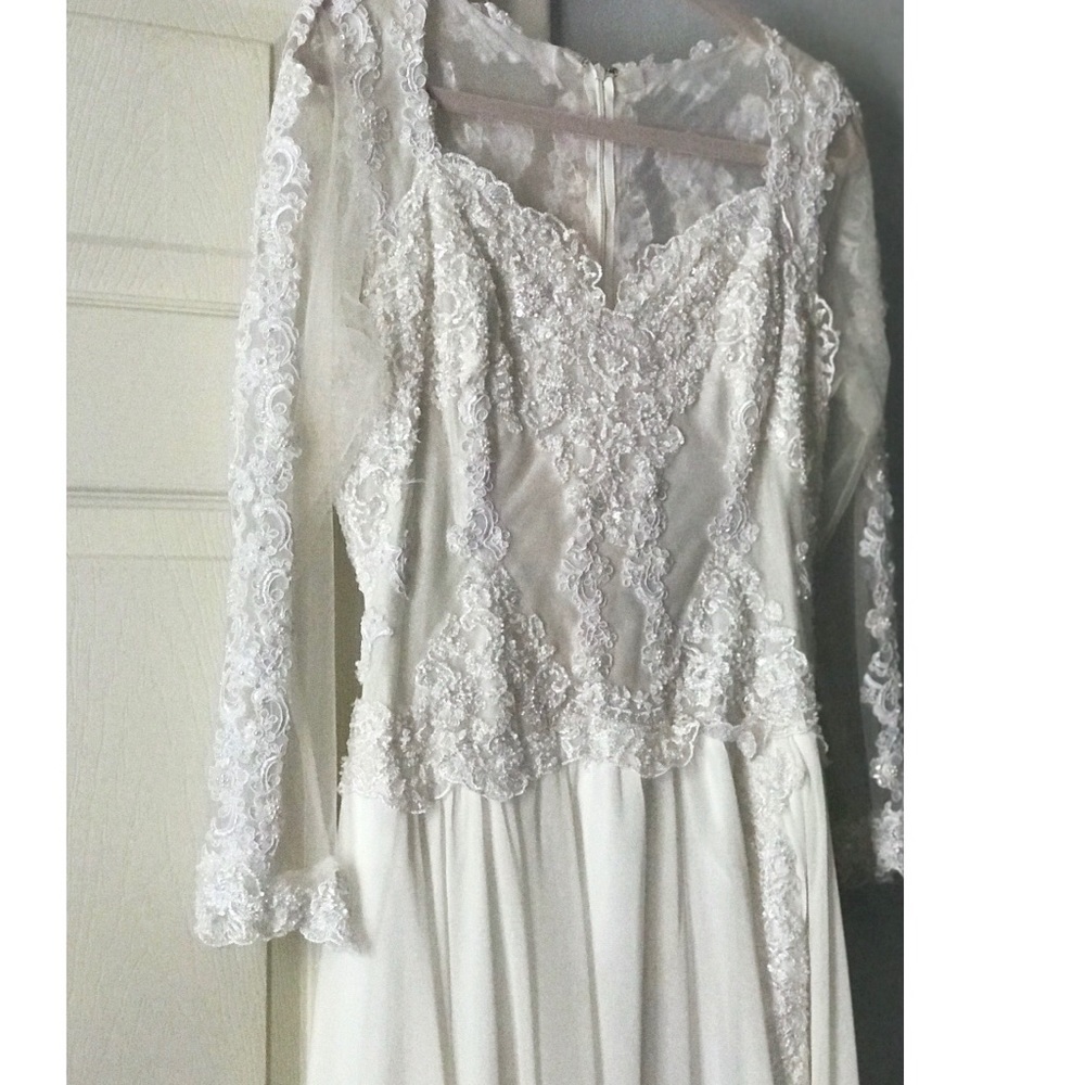 Custom made beautiful appliqué long sleeve dress